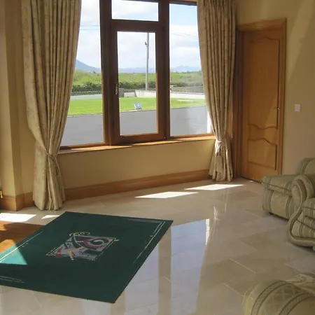 Killarney House