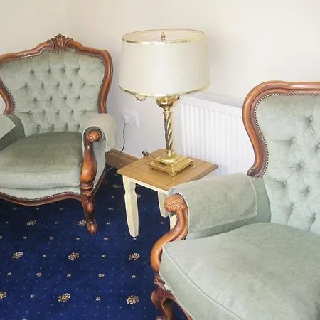Killarney House